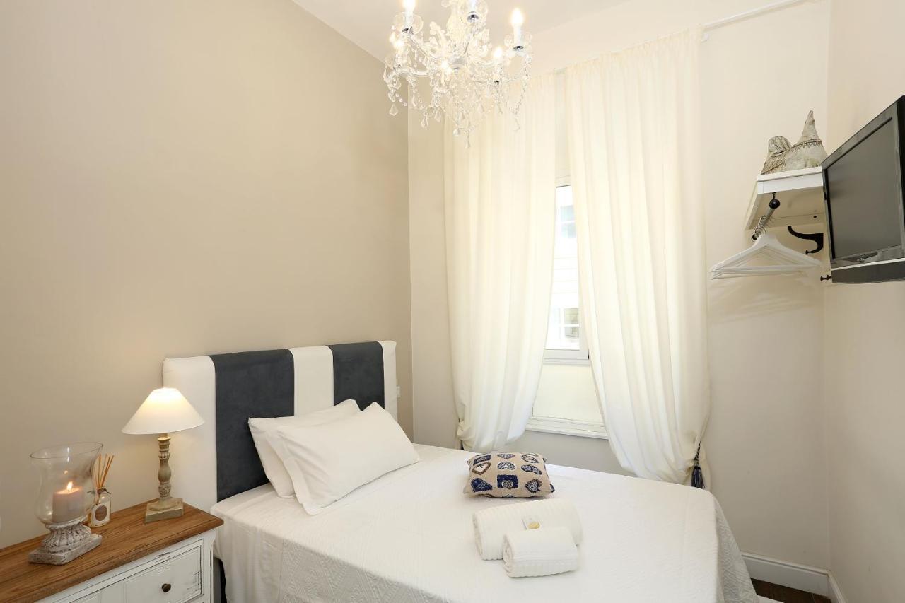 Daplace - Arena House Pensionat Rom