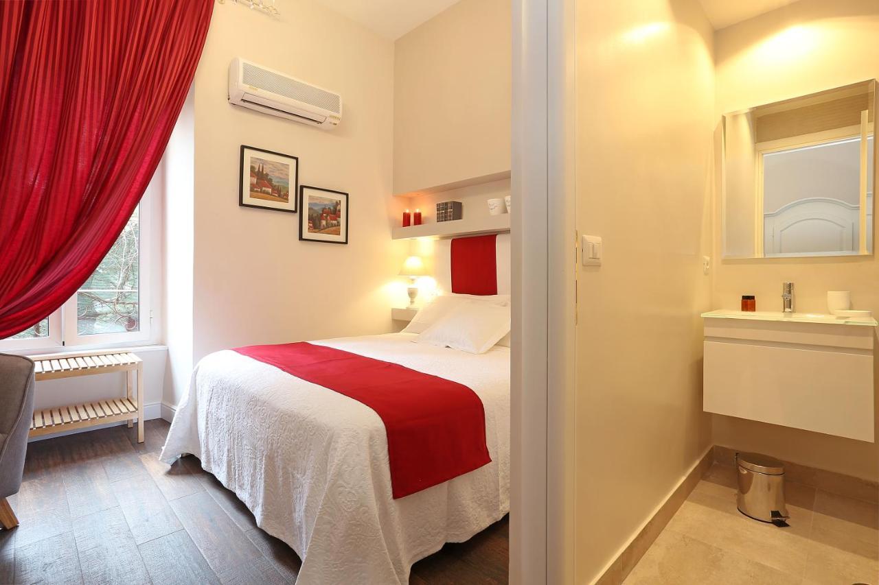 Daplace - Arena House Pensionat Rom