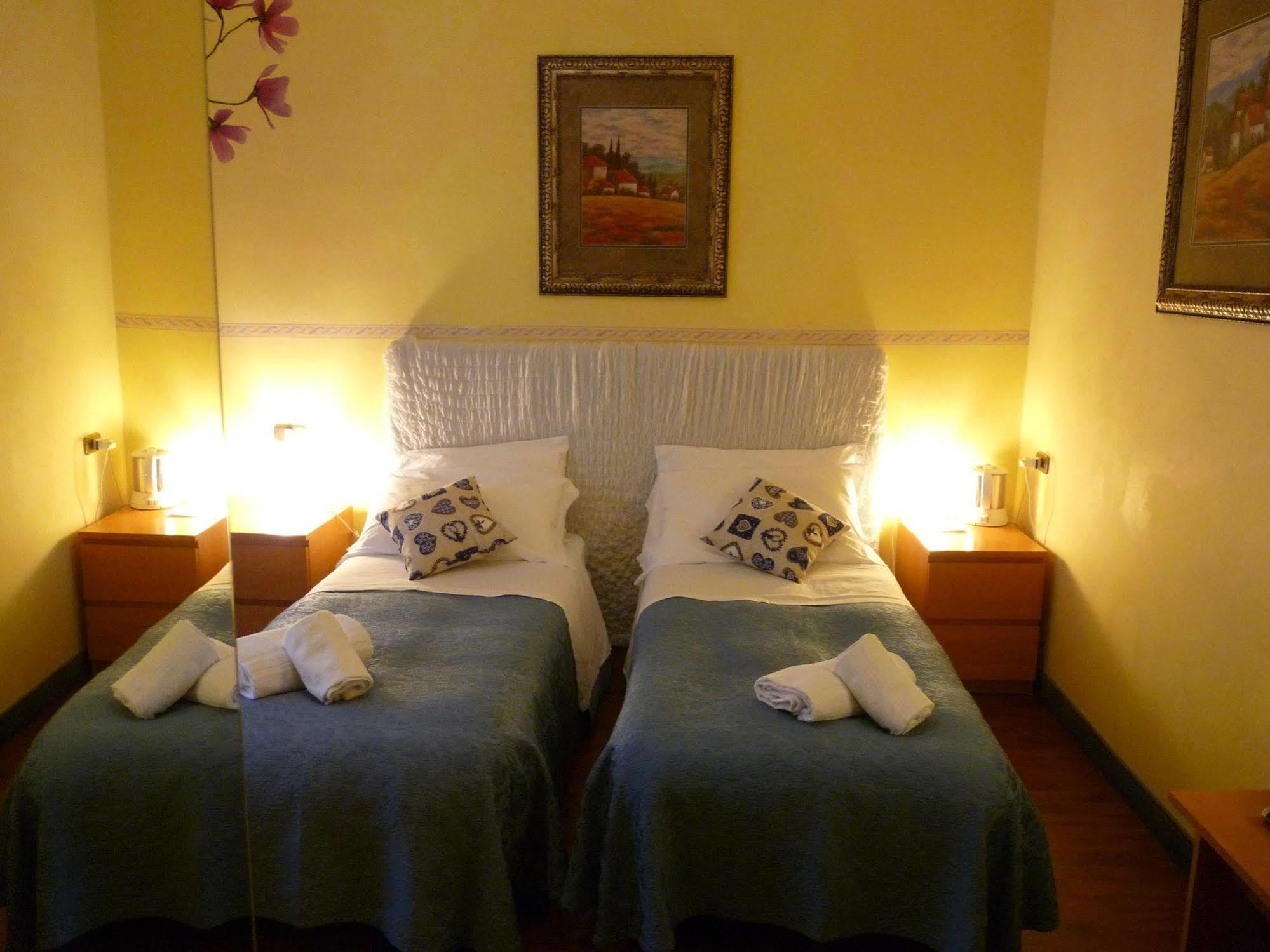 Daplace - Arena House Pensionat
