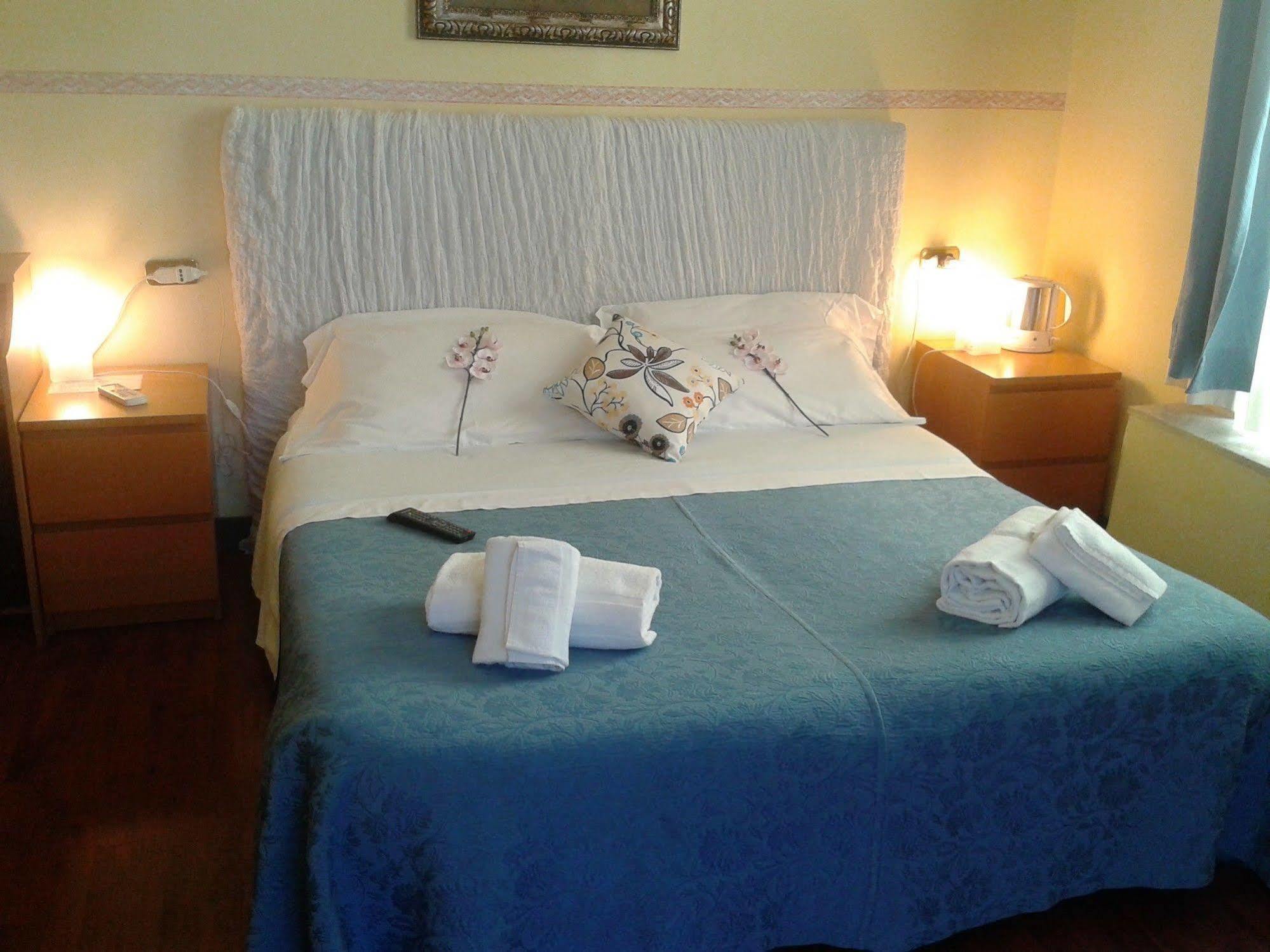 Daplace - Arena House Pensionat Rom