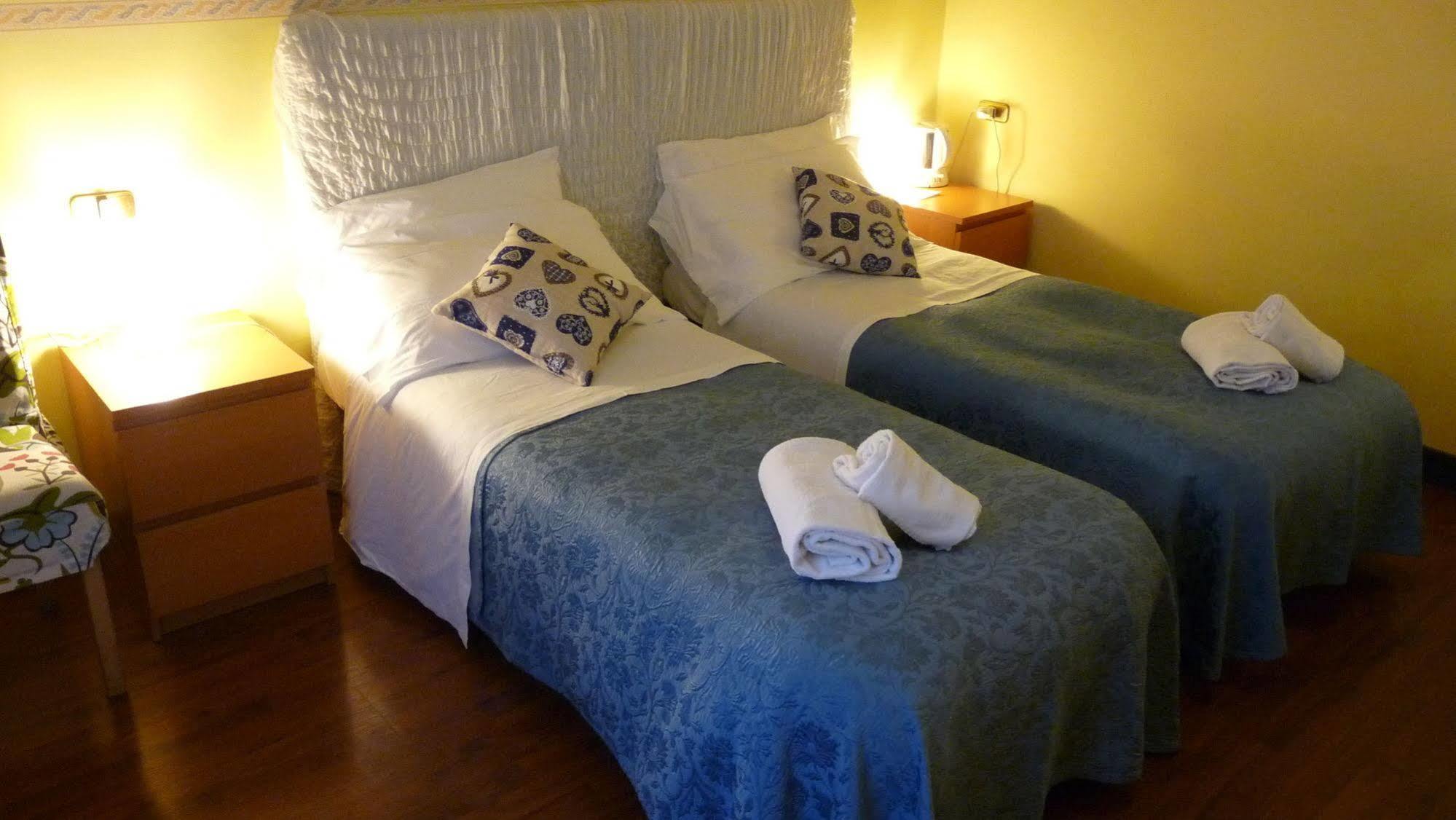 Daplace - Arena House Pensionat